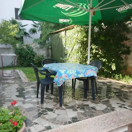 With A Parking Space - 7098 Apartment Rovinj