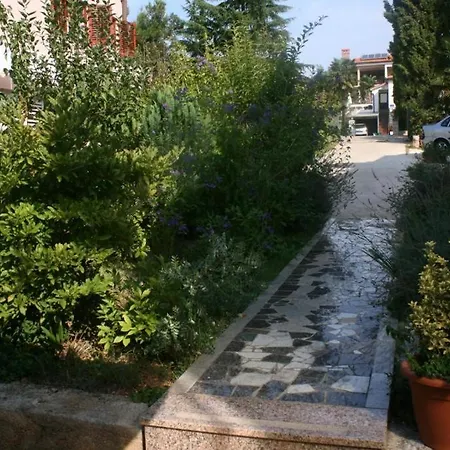 With A Parking Space - 7098 Apartamento